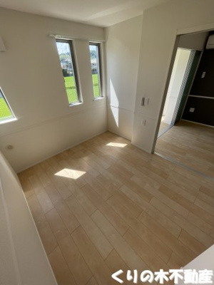 【洋室】 | アグレアブル | 広々とした洋室です