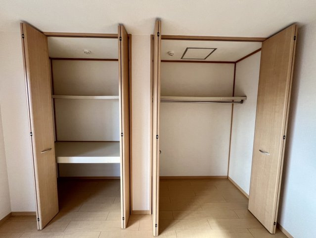 西中居ハイツＡの収納|高崎、前橋エリアのお部屋探しはエンドスケープまで！お客様の理想お聞かせ下さい♪
内装の色味が画像と異なる場合がございます。