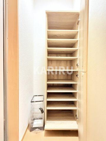 STABLE SHOJIHIGASHI (ステーブル小路東)の内装