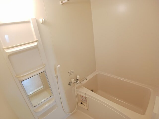 メゾン　ド　ひいらぎの浴室|きれいなお風呂です