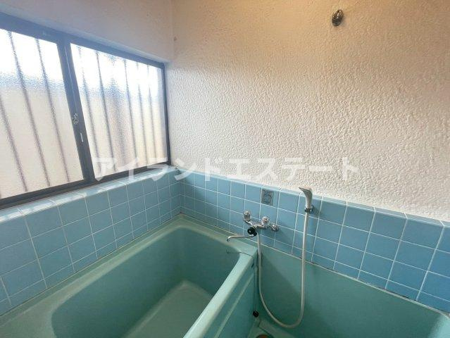 富田コーポ　最上階　角部屋　陽当たり良好の浴室