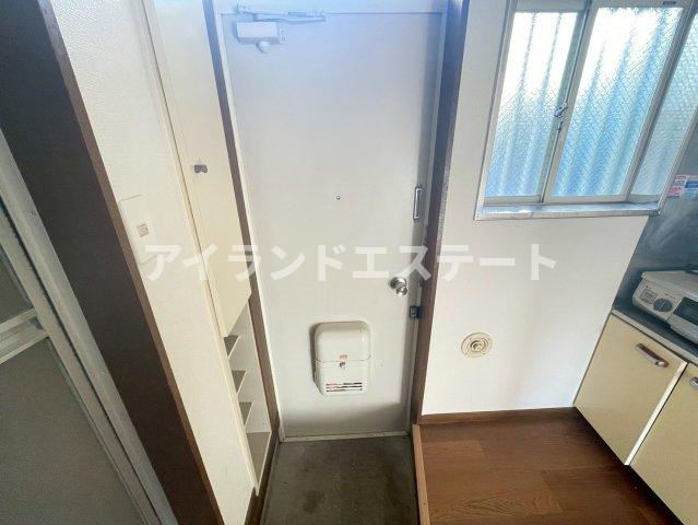 アーバンライフ世田谷B棟　南向き　3方角部屋　学生おすすめの玄関