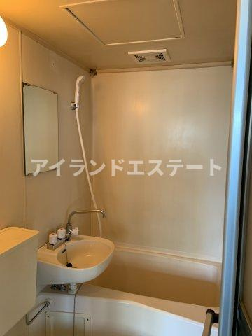 ファイブスポット　角部屋　陽当たり良好　事務所相談の浴室