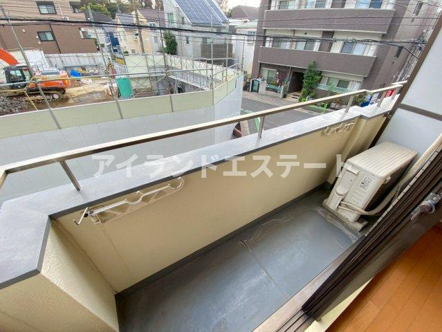 プチプルハイム都立大　駅近　オートロック　陽当たり良好のバルコニー