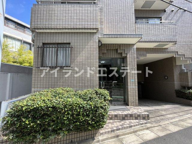 プチプルハイム都立大　駅近　オートロック　陽当たり良好のエントランス