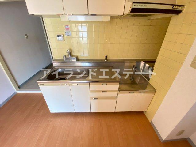 プチプルハイム都立大　駅近　オートロック　陽当たり良好のキッチン