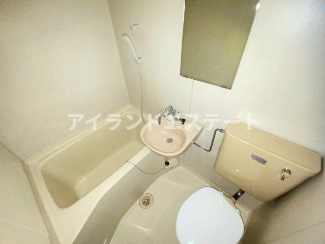 プチプルハイム都立大　駅近　オートロック　陽当たり良好の浴室