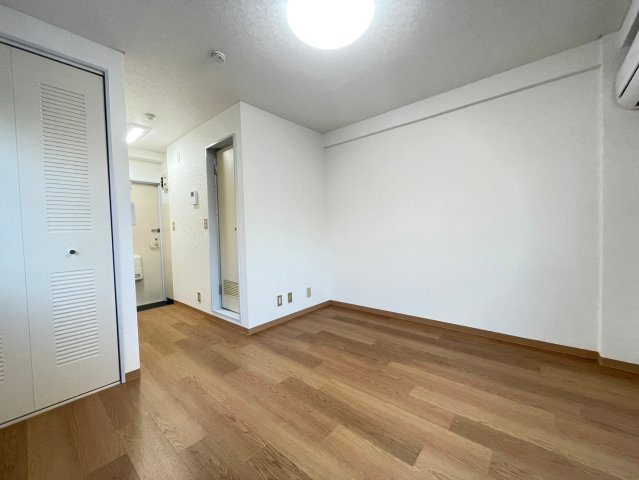 小泉マンション　礼金0　ネット無料　角部屋の内装