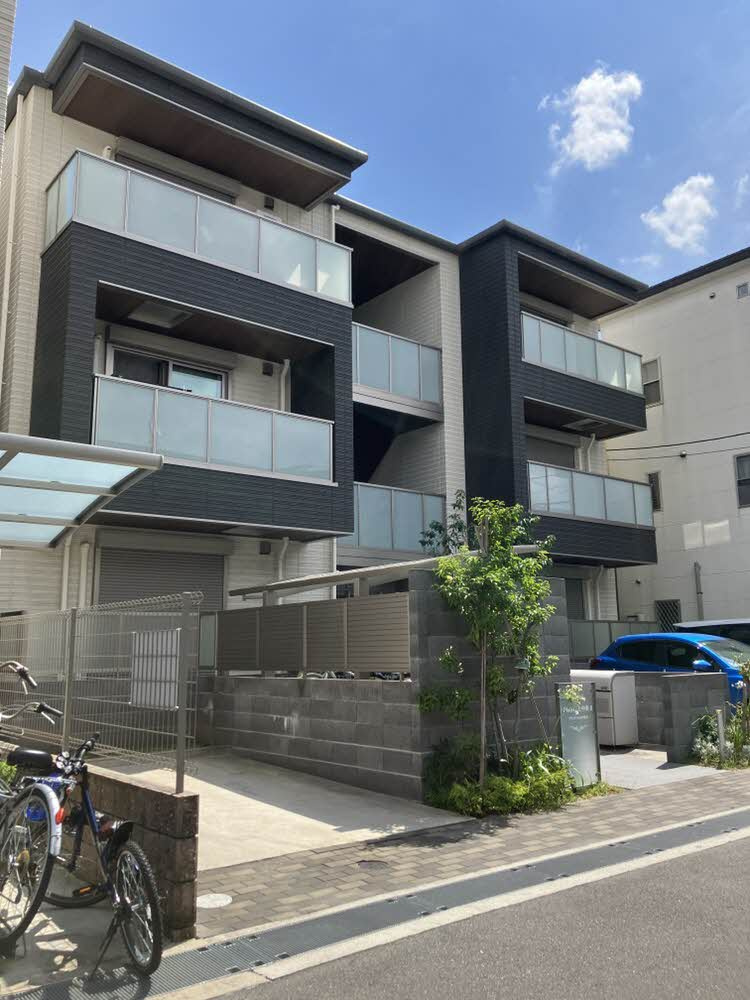 プレジールの外観