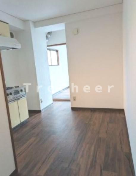 ミラベール板橋の玄関