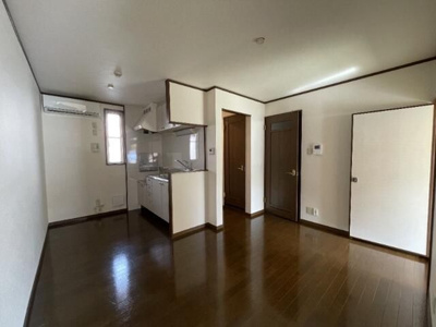 【寝室】 | グリーンフィールド石阪