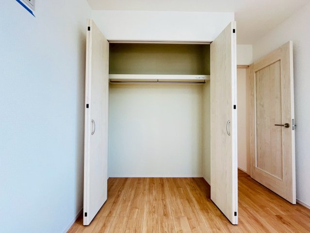 ＋＋読谷村瀬名波-B号棟（全2棟）の収納