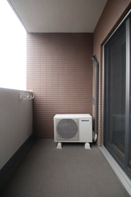 【バルコニー】 | サンテミリオン新中野