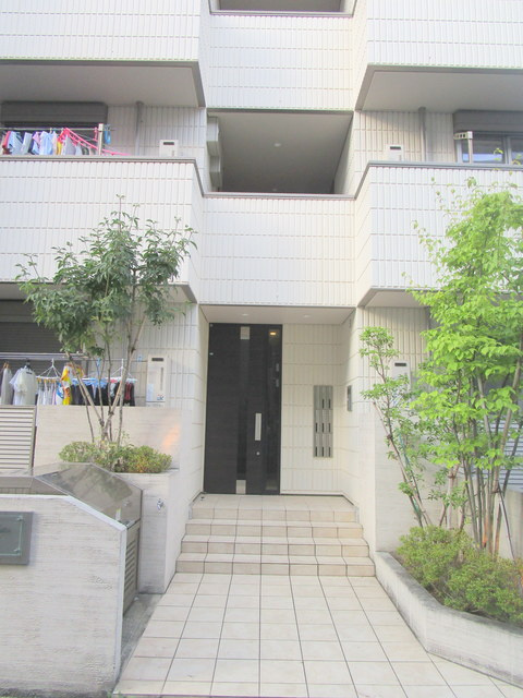 ルーエプラッツのエントランス|★エントランス★