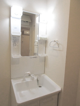 ルーエプラッツの洗面所|★独立洗面台★