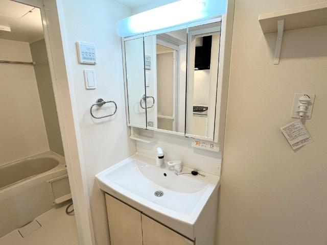 Eau Rouge(オールージュ)の洗面所|洗髪洗面化粧台（イメージ）