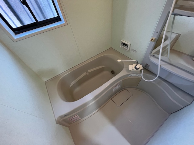 北青葉台貸家の浴室