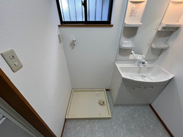 北青葉台貸家の内装