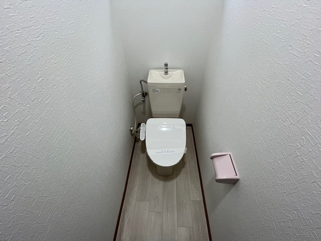 北青葉台貸家のトイレ