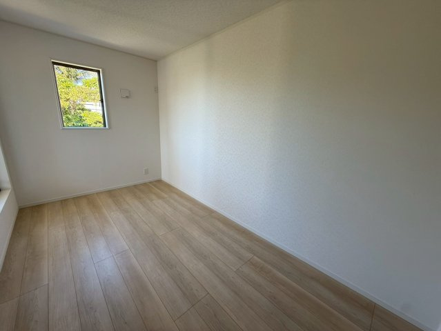 ♥♥南城市佐敷佐敷第1-1号棟（全3棟）の洋室