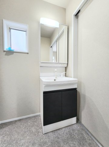 RESET HOUSE－リセットハウス小倉南区葛原2丁目3期の独立洗面台|収納付きのシャンプードレッサー♪