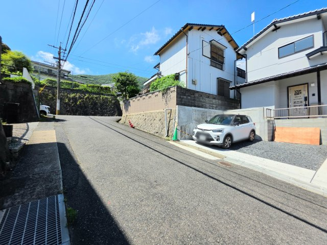 RESET HOUSE－リセットハウス小倉南区葛原2丁目3期の前面道路含む現地写真|前面道路は広々してます♪