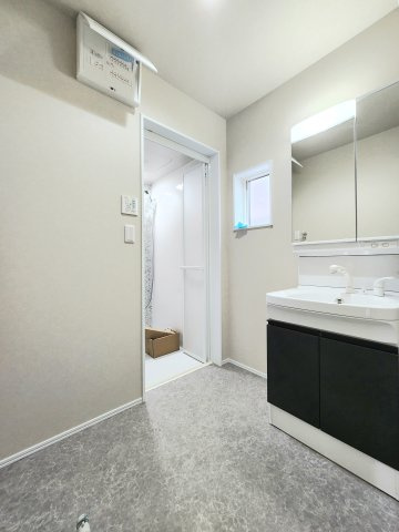 RESET HOUSE－リセットハウス小倉南区葛原2丁目3期の洗面所|洗面スペースもリフォーム済でキレイ♪