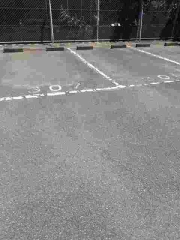 シェレーヌの駐車場