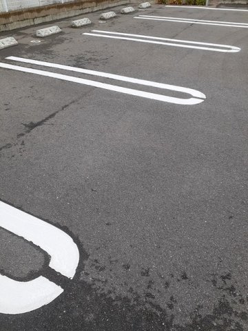 アイ・スマイル南島田の駐車場