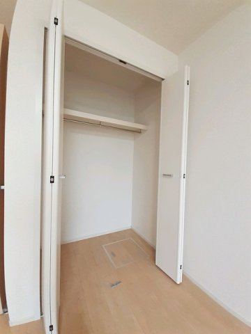 グランレジデンス　国府　Ｂ－Ⅱの収納