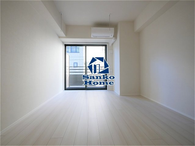 プレール・ドゥーク浅草Ⅳの居間・リビング