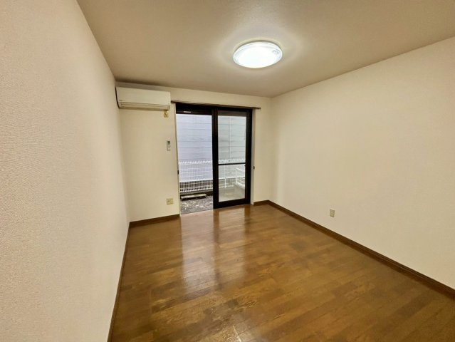 サクシードハイツ北条の洋室