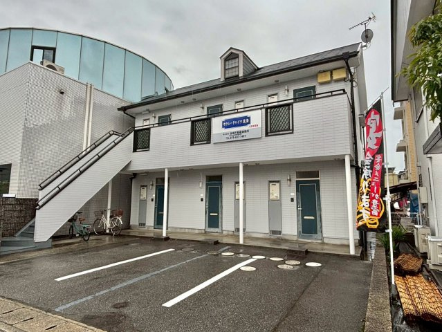 サクシードハイツ北条の外観