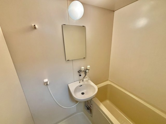 サクシードハイツ北条の洗面所