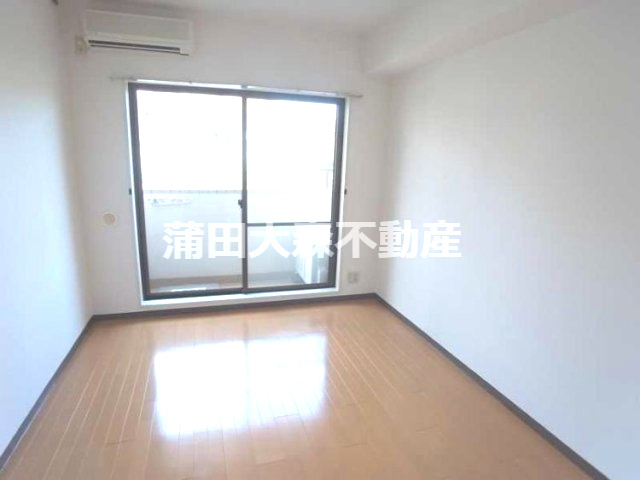 ルーブル南馬込の居間・リビング|洋室