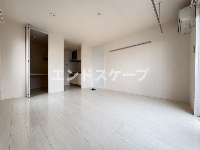 Rosemaryの居間・リビング|高崎、前橋のお部屋探しはエンドスケープまで！お客様の理想お聞かせ下さい♪
内装の色味が画像と異なる場合がございます。