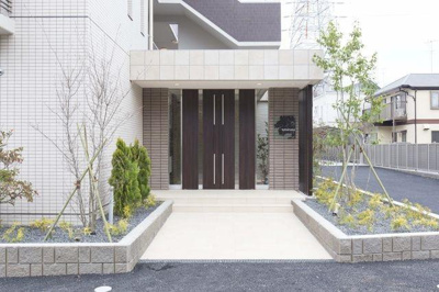 【エントランス】 | トトローネ