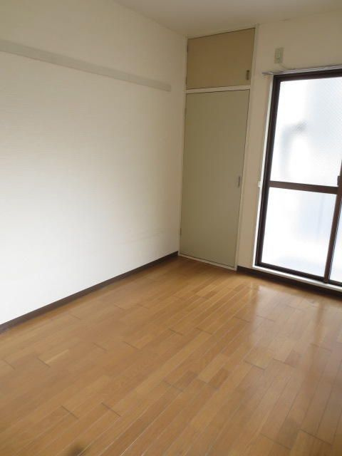 横浜市金沢区六浦５丁目の賃貸マンションの内装