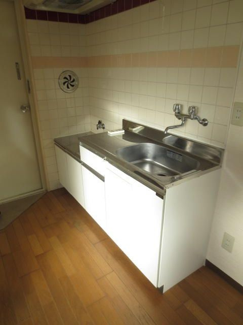 横浜市金沢区六浦５丁目の賃貸マンションのキッチン