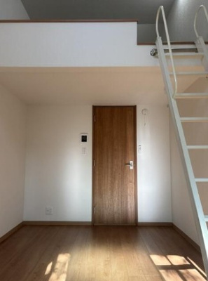 【寝室】 | パレス中台