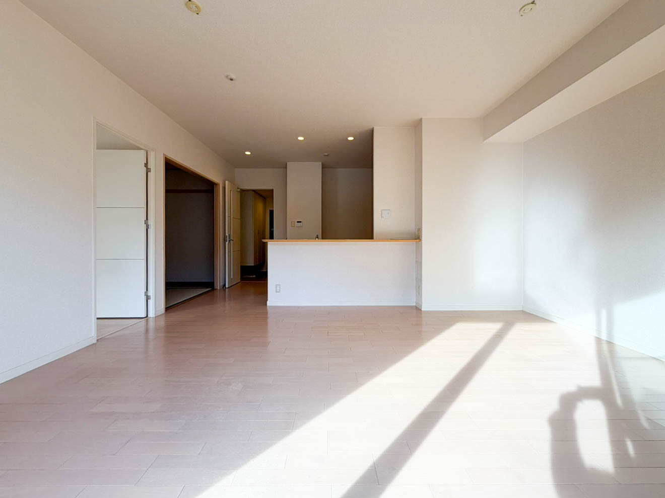 スクエア名古屋港の居間・リビング|おしゃれな居間です