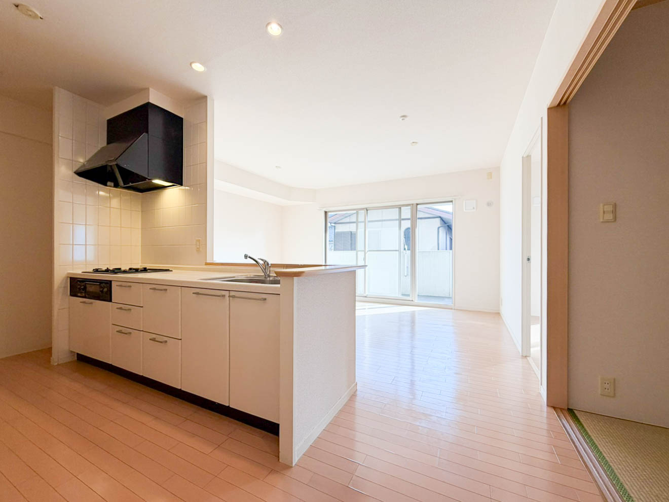 スクエア名古屋港のキッチン|キッチンでお料理をお楽しみください