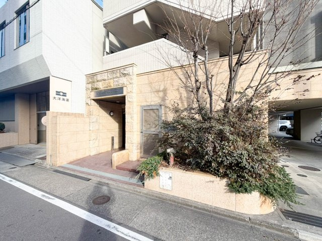 スクエア名古屋港のエントランス|ゆとりのあるエントランスです