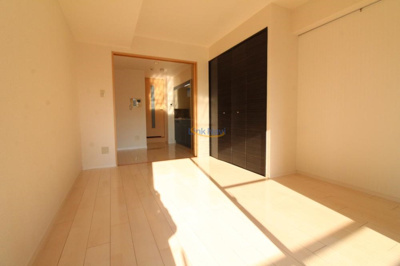 【居間・リビング】 | ソルレヴェンテ梅田