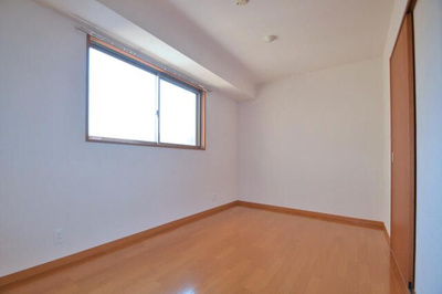 【寝室】 | ヴァンヴェール