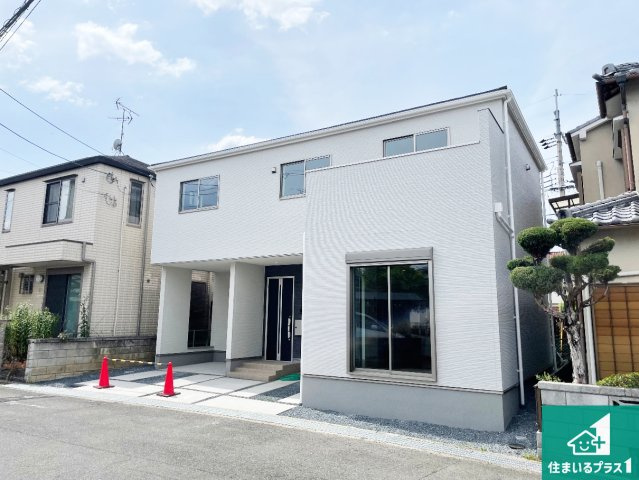 ★5(土)6(日)現地見学可能！★京田辺市興戸南落延　限定1邸の外観|安心の10年保証！外観を美しく保ち、雨水で汚れを落とします！気になることがありましたら、お気軽にお問い合わせください！