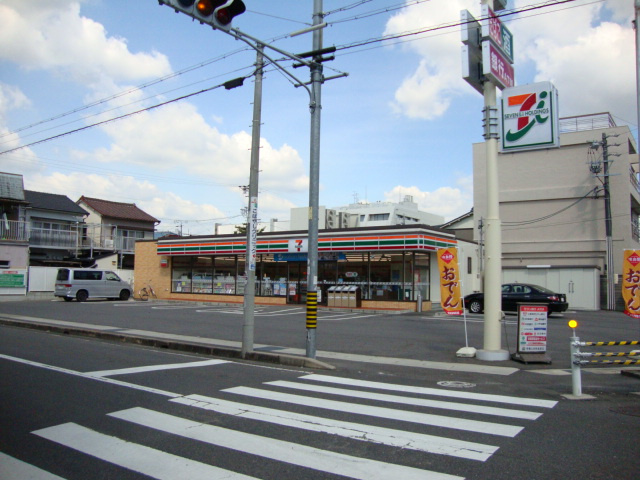 フルールの周辺|セブンイレブン春日井味美白山町店まで931ｍ