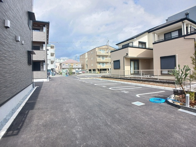 サンロイヤルⅡの駐車場