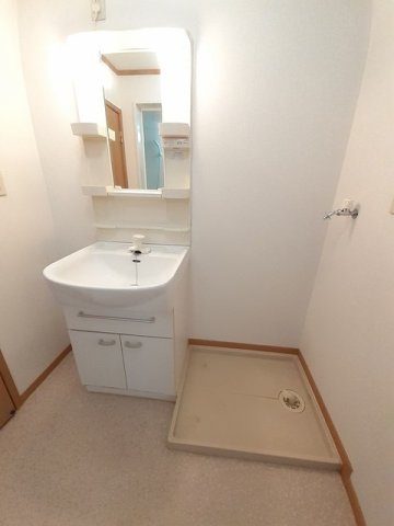 メゾン　ド　ヌーヴェルバーグの洗面所