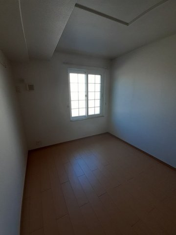 アレストスの内装